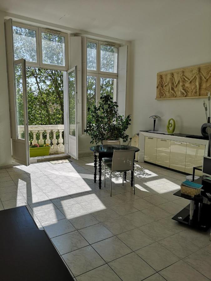 Appartement De 105M2, Balcon Sur Cours De La Republique Narbonne Exterior photo